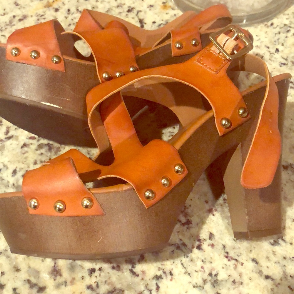 🇺🇸Fresh for Spring, Report Women’s Shoe Sz 10